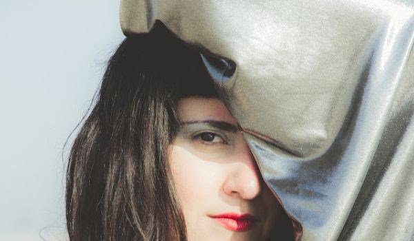 mirolloes's tweet photo. Es #Lanuca y ya tienes disponible su nuevo album "Tibia turbia" @bonavenamusica https://t.co/Nrr9w4eYGx https://t.co/CxiE0rvXzV