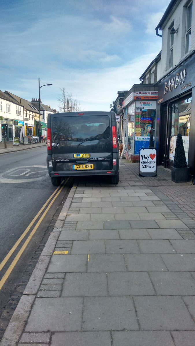 Ayton_no3's tweet photo. @Cam_Cab is it acceptable to almost hit a pregnant woman while parking like this to visit a nearby shop? https://t.co/V4MtLAxhbg