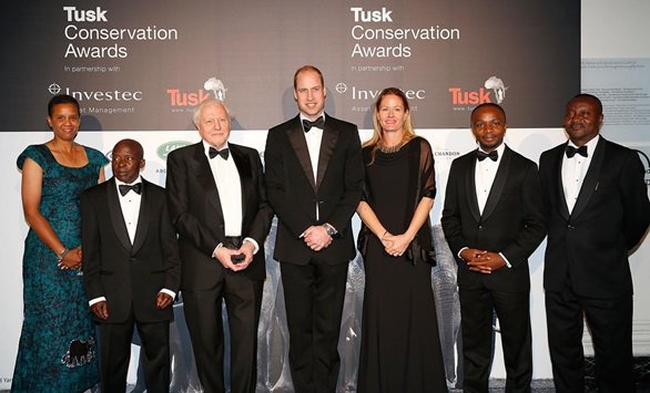 stuffNthing's tweet image. Tell us who your conservation hero is! goo.gl/x9TE8V
Nominate by 3/3/17. #TuskAwards #Conservation  #ForAllTheyDo