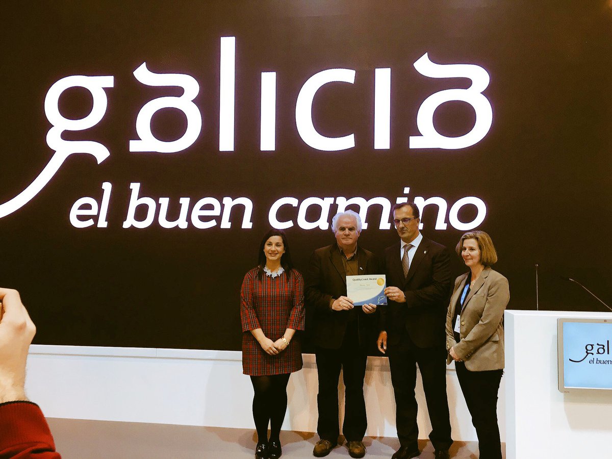 turiskopio's tweet photo. Premio "Quality Coast" al Ayuntamiento de Bayona presentado por @KoanConsulting #FITUR2017 Turismo sostenible #AECTE https://t.co/dBPhKe50q6
