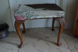 DiscoverUphols3's tweet photo. New Year's Resolution: I WILL finish that project! - Discover Upholstery https://t.co/EXn7tjykba
