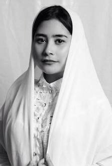 yan_widjaya's tweet photo. aktris remaja pop Prilly Latuconsina dirias begitu mirip Suzzanna minus tahi lalat di pipi dlm horor #Danur ol Awi Suryadi. Tunggu 30/3 https://t.co/fTnlRCocN0