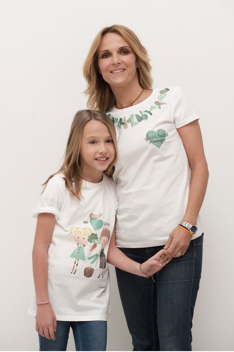suite19pr's tweet photo. Questa sera al @Pitti_Immagine #Simonetta e #AnticitoOnlus insieme per un evento benefico @BeppeFiorello @marcoliorni @aeg296 #Ilariaspada https://t.co/U33UOkLJQ0