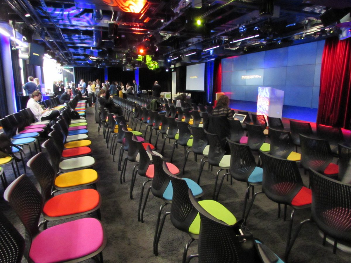 noradotmag's tweet photo. Having a delightful time at @GoogleUK - thank you @remixsummit for this amazing culture/tech based day #REMIXLDN https://t.co/UyWHk2WY1U