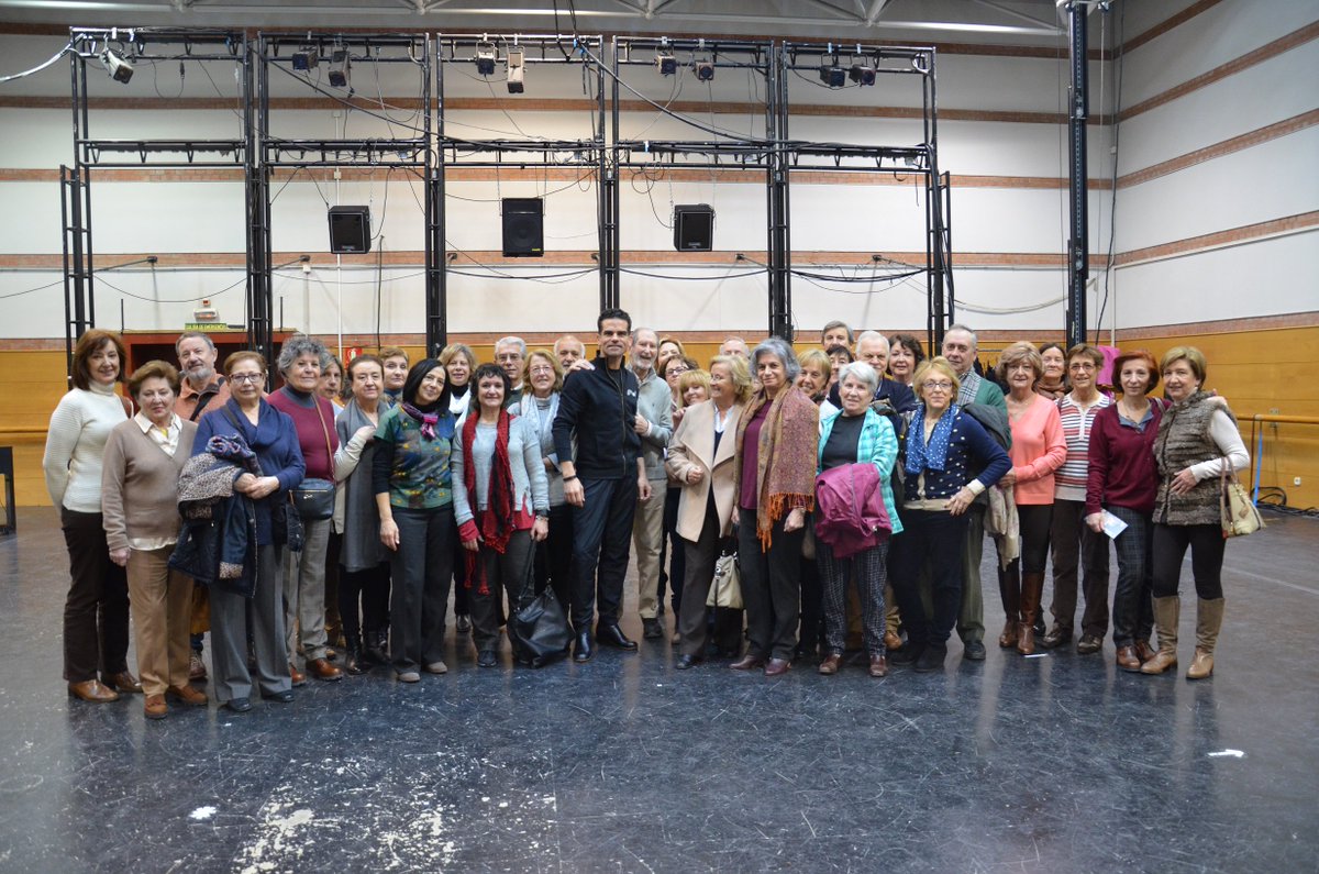 balletnacional's tweet photo. Hoy el #BNE ha recibido en la sede a los estudiantes de la #AsociacióndelaUniversidaddelaExperiencia de la @UAM_Madrid #AEPUMA #BNEDanza https://t.co/hVMkObqimP