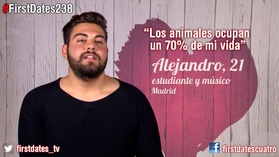 firstdates_tv's tweet photo. Una canción. Tres versiones diferentes. ¿Cuál es la mejor? #FirstDates238 https://t.co/jlXQ6q6A7N https://t.co/NqViapeezY