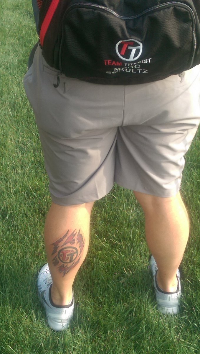 DungsauPing's tweet image. This dude has a #teamtitliest tat on his calf. He followed Peter Uihlein around. For him he is the baby Jesus of God Titleist..