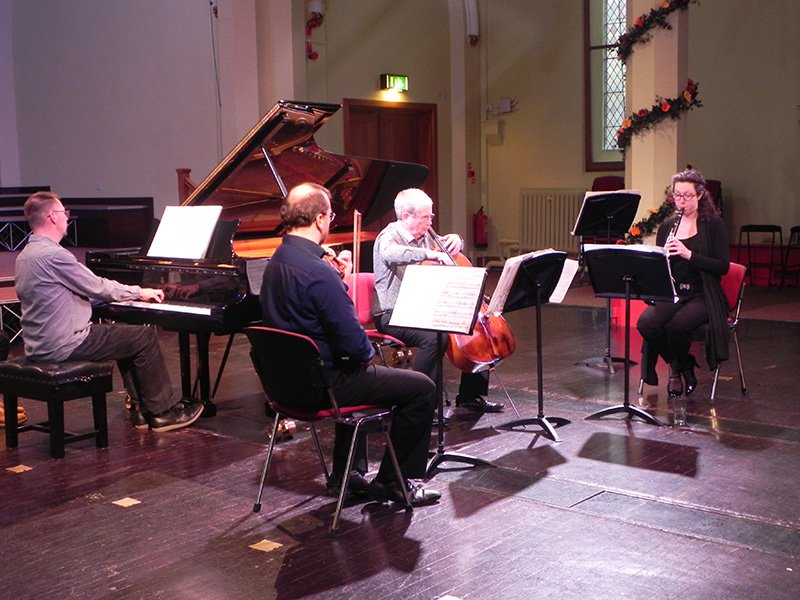 Hudds_Uni_Music's tweet photo. Great concert today beautifully played by staff from the University. Join @philip_thomas_1 tonight at 8.00pm for Pianist Alone #hudlivemusic https://t.co/YiFCEr8hN0