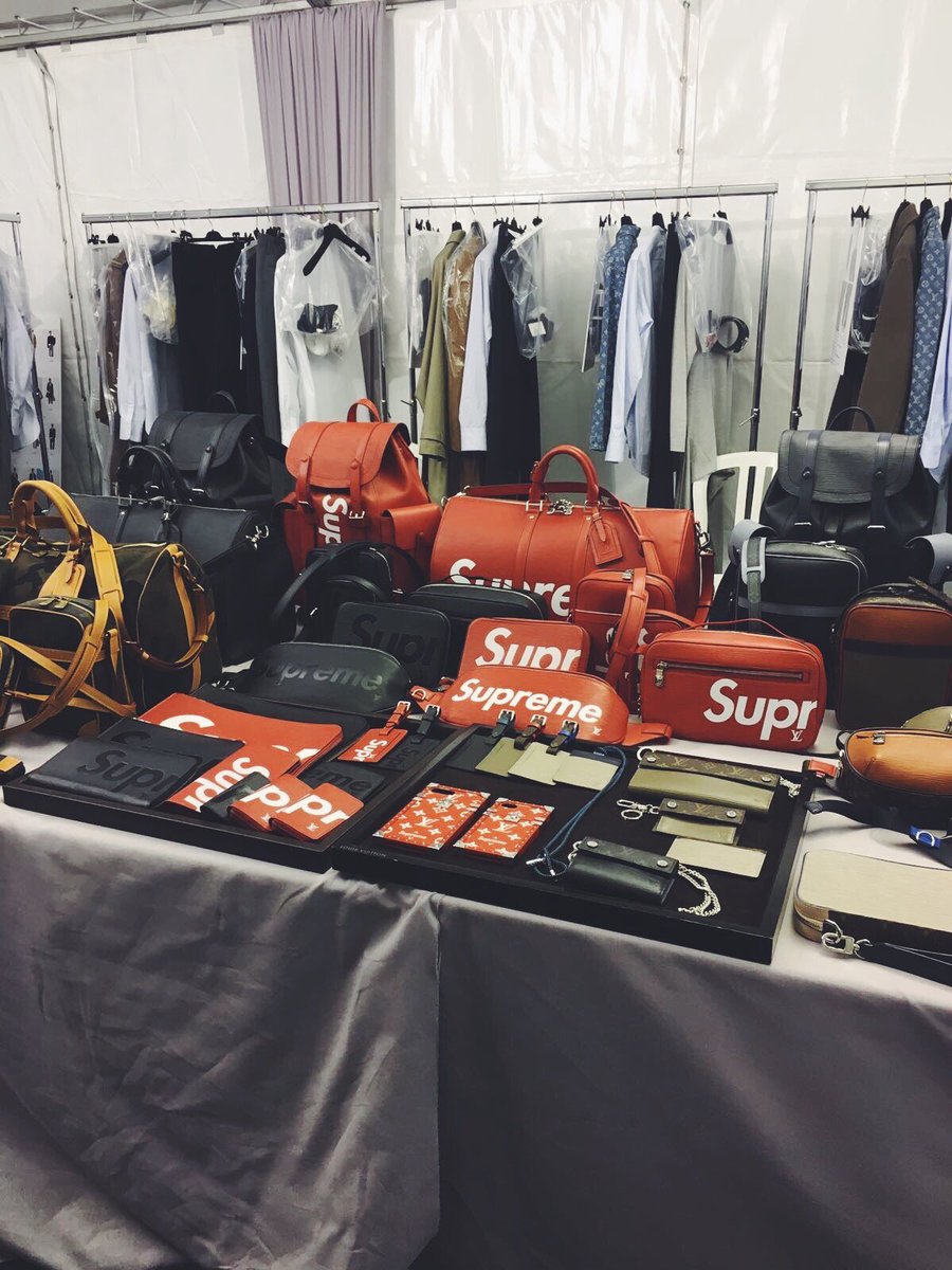 TrendsettazSA's tweet photo. Supreme x Louis Vuitton collaboration #PFW https://t.co/z51tEKXzZn