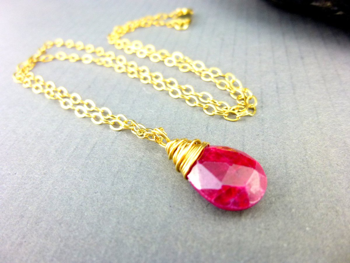 EarthEnergyGems's tweet photo. Ruby Pendant Necklace, Root &amp; Heart Chakras, 14K Gold Fill https://t.co/re8xZ3vcLf #etsymntt #jewelryonetsy https://t.co/H3gtKFsRUk
