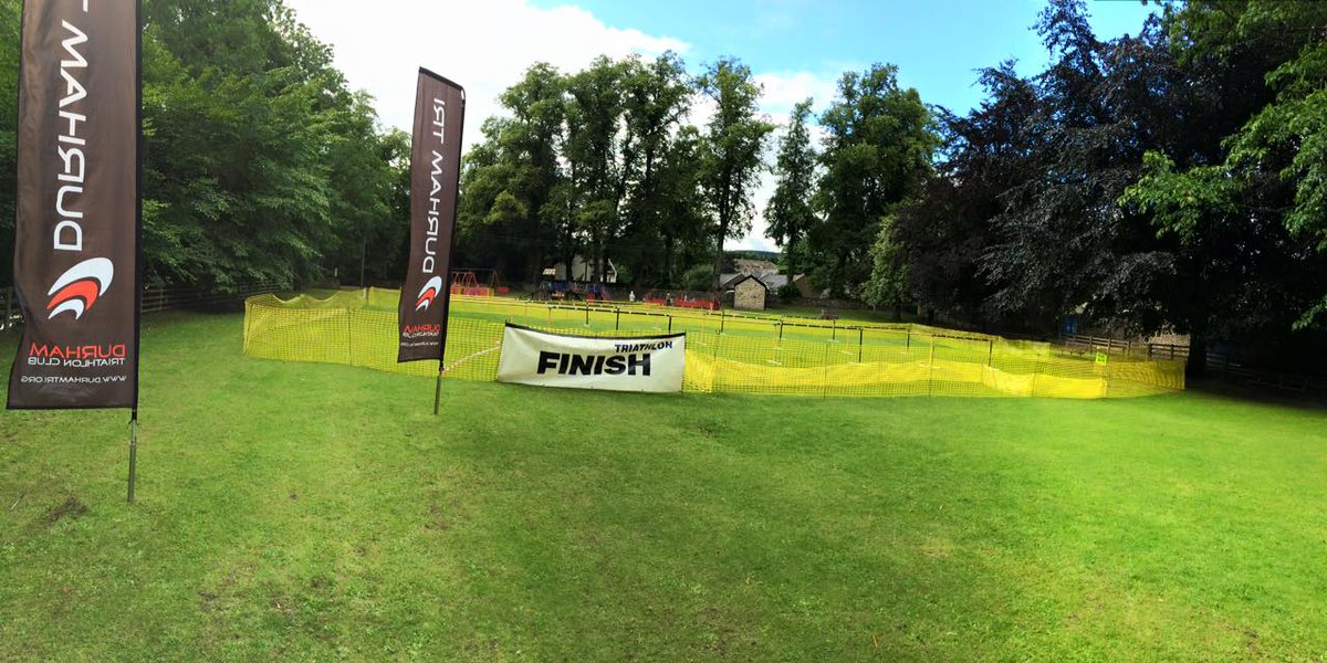 WeardaleTri's tweet photo. Look at this nice, soft, manicured grass in transition for your barefoot tootsies #weardaletri  #durham #triathlon @DurhamTriClub https://t.co/q6I2jU461s