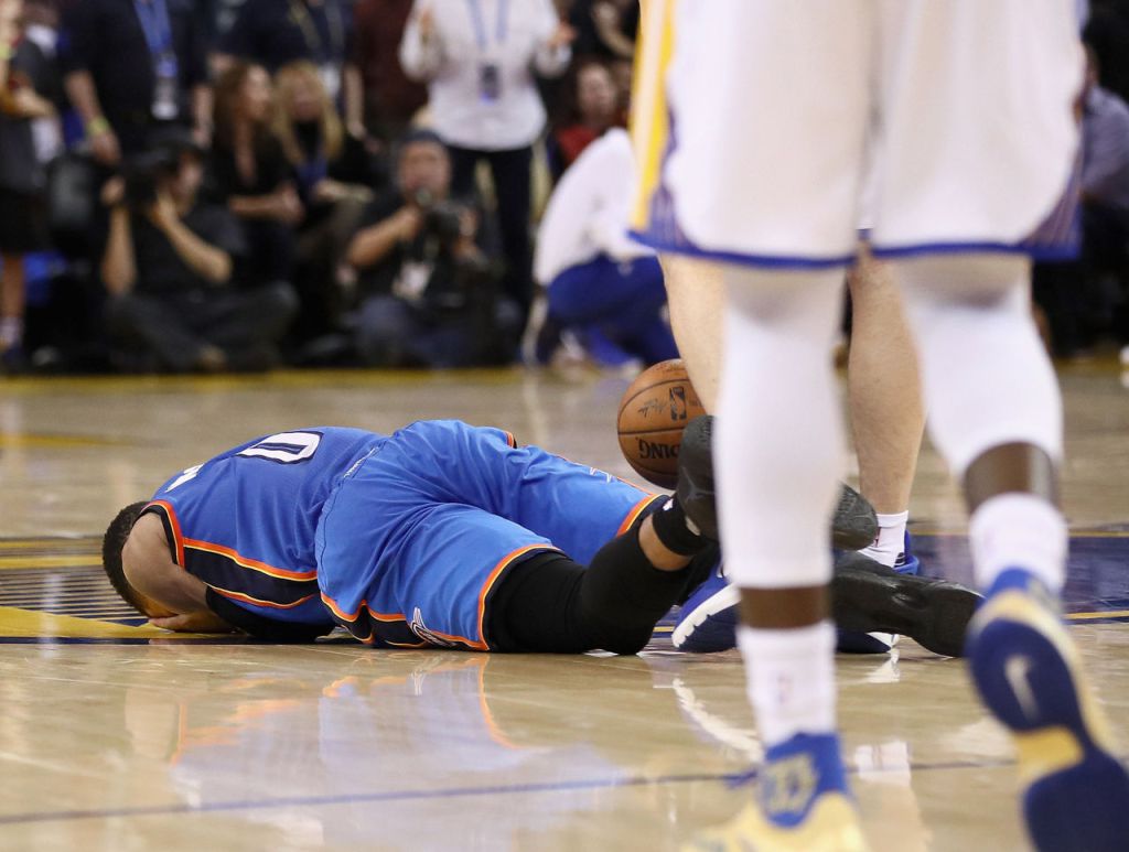 NBAClutch16's tweet photo. Westbrook vows revenge on Pachulia: ‘I’m going to get his ass back’ https://t.co/viw61kLO14 https://t.co/1UQmMFj5lC