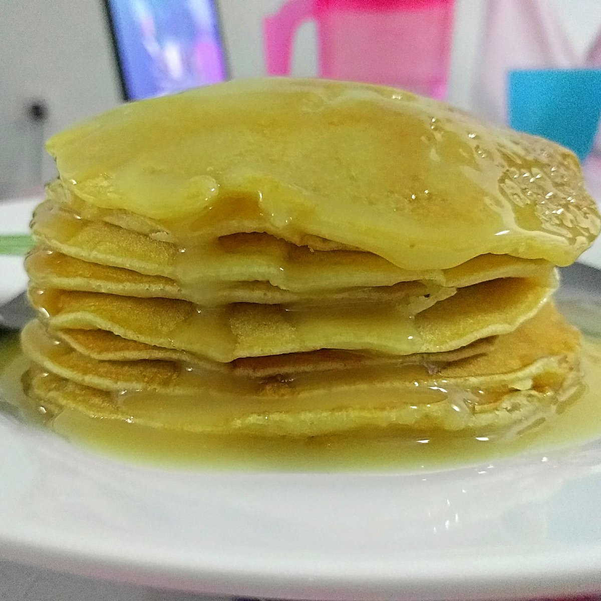 xaraaishah's tweet photo. Lapaq. Ni je sng nk masak. #EgglessPancake https://t.co/jVjrF0Zb5L