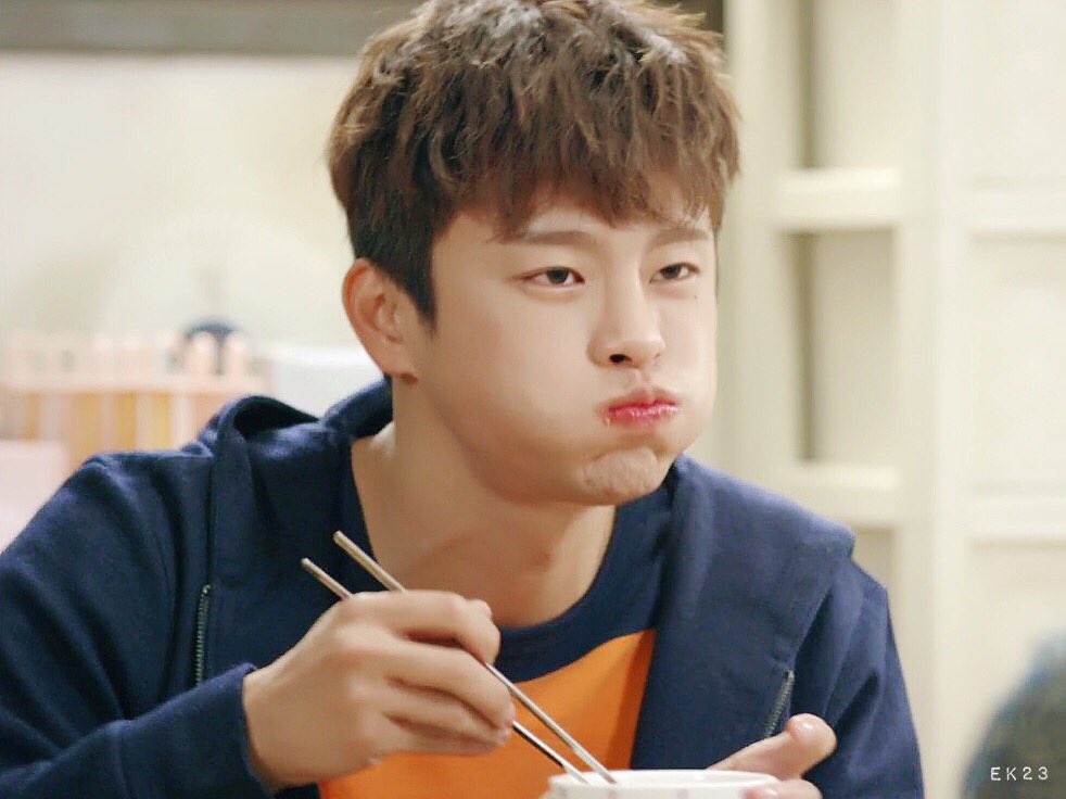 eekee1023's tweet photo. 냠_냠

#서인국 #SEOINGUK #ソ・イングク #徐仁國
#쇼핑왕루이 #Shopaholic_Louis https://t.co/JREVMCB4Eb