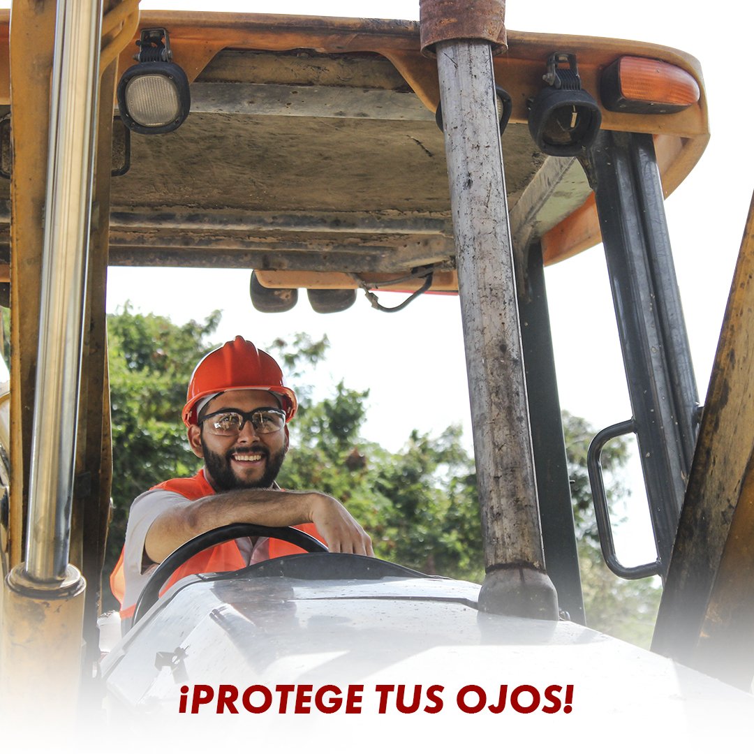 NajulUniformes's tweet photo. Cuando trabajes con maquinaria o químicos de alto riesgo #Proteccion https://t.co/dsgORCNK9q