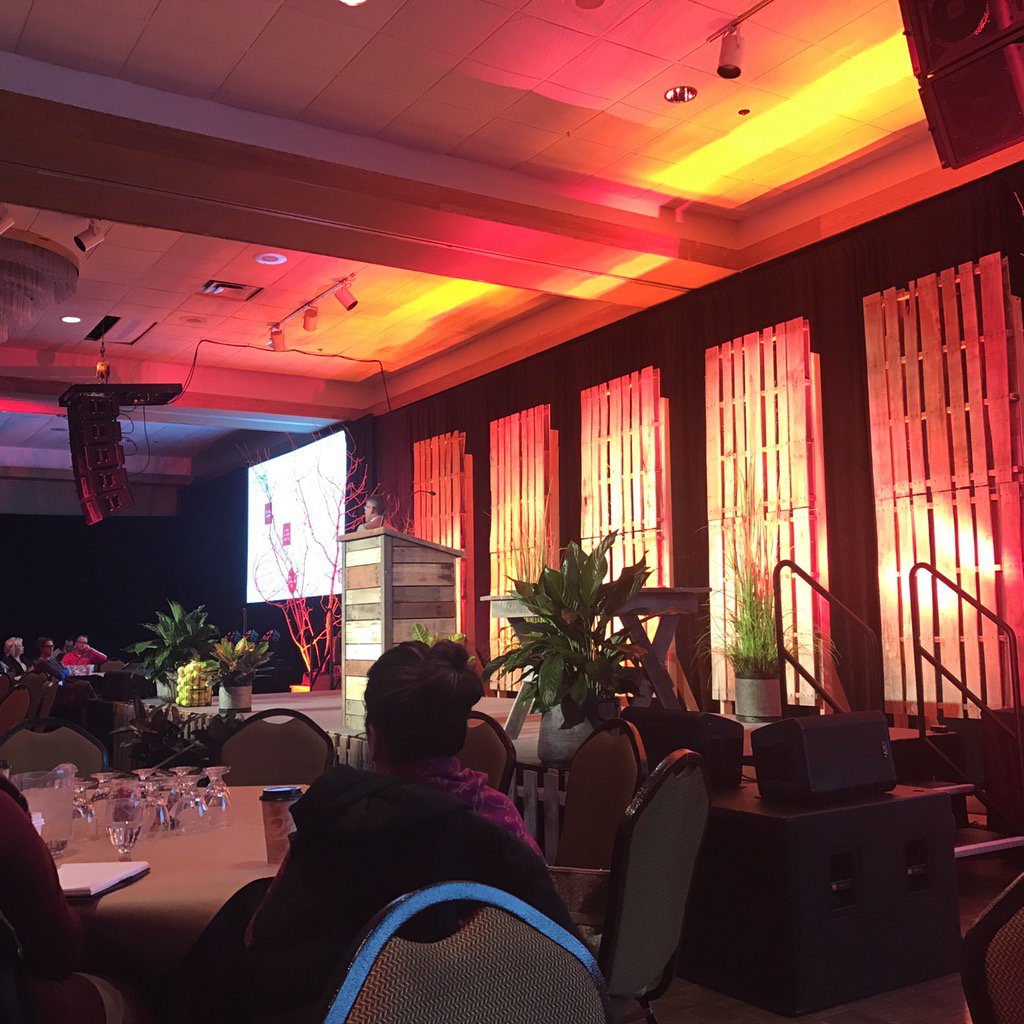 carmellasays's tweet photo. Listening to our keynote #SDTourismConference #BuildSDTourism https://t.co/lnBLcf1VT0