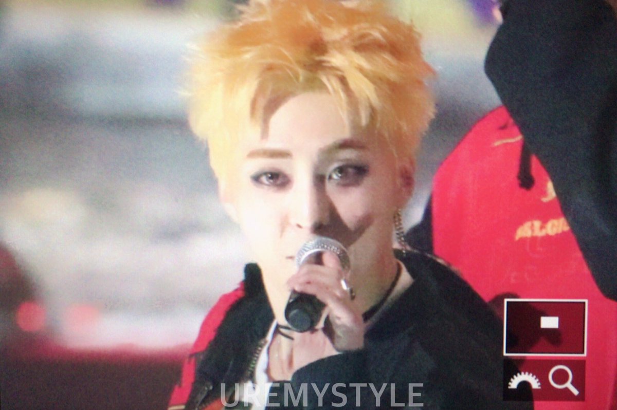 uremystyle's tweet photo. 170119 서울가요대상 #민석 #시우민 https://t.co/WOQbrRBMaE