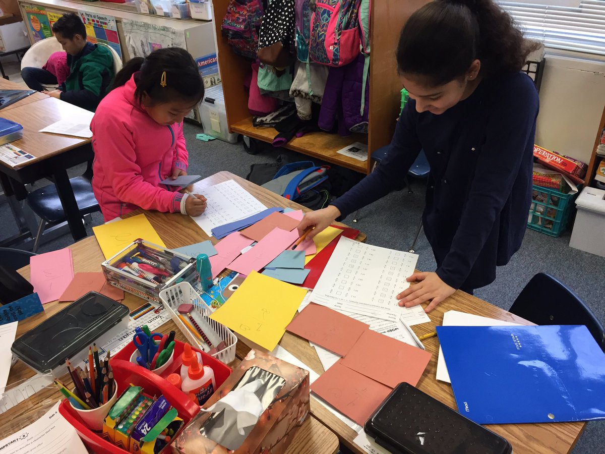 mrsadamsclass17's tweet photo. Working with our fraction strips #fractionfun #partnerwork https://t.co/MHI00uOPiq