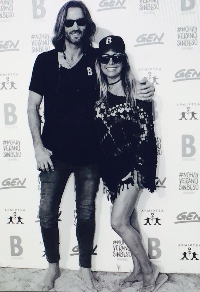 Miguel Sancho y Angie López, de Beso Beach, en Dos Besos para Dos Causas 2016  #dosbesosdoscausas #besosolidario bit.ly/Dosbesosdoscau…