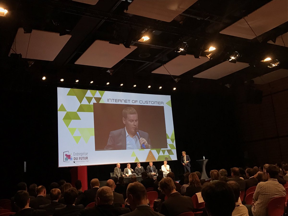 patrice_noguero's tweet photo. Super témoignage d'Alain Bernard (@abernardms), Directeur Division PME / ETI #MicrosoftFrance sur la #DataClients lors de #EDFutur ! https://t.co/wZ0l0qOGzt