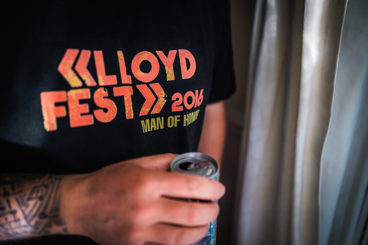 Pixelinkdesigns's tweet photo. Planning to get married abroad? Or  after a rock and roll festival wedding. We offer completely bespoke designs for you. #southporthour https://t.co/3iTbT3mbx3