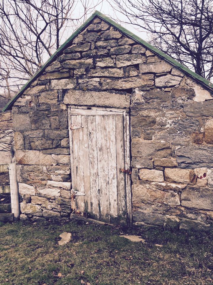LibertyDelight's tweet photo. The original smokehouse still sits on our historic farm. Love the leaning door!   #libertydelightfarms  #beautifulday  #gratefuleveryday https://t.co/9fWiEjx3vB