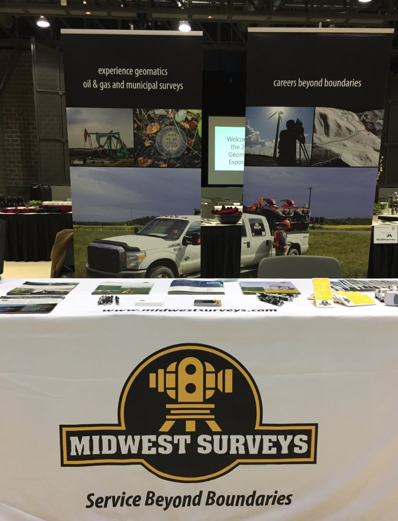 MidwestSurveys's tweet photo. We are at the #Geomatics Exposition today at #UofC until 3pm, come by our booth and meet our team! #surveying #uofc @UCalgary @GESS_UofC https://t.co/xc4hd8nn0z
