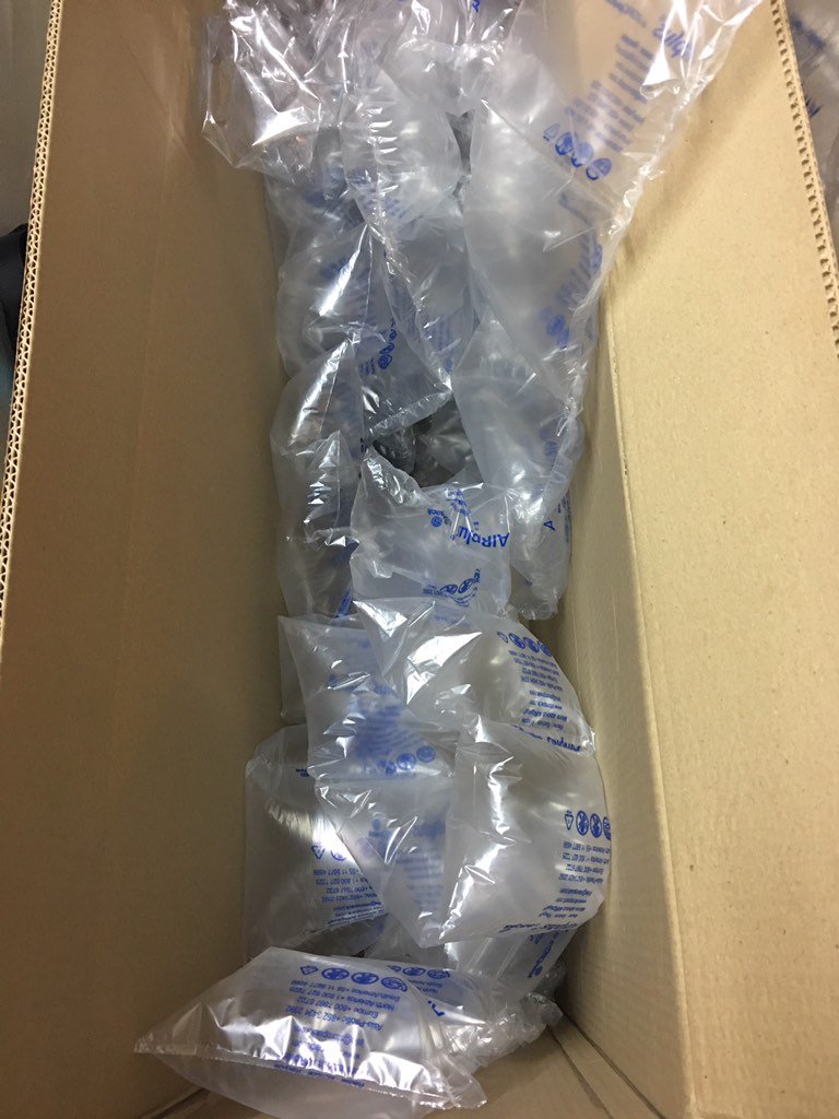 SupriyaL's tweet photo. Dear @amazonIN why so much #plastic in the packaging? HUGE BOX wasnt needed! #notenvironmentfriendly #reduceplastic https://t.co/YF6WEBZomY