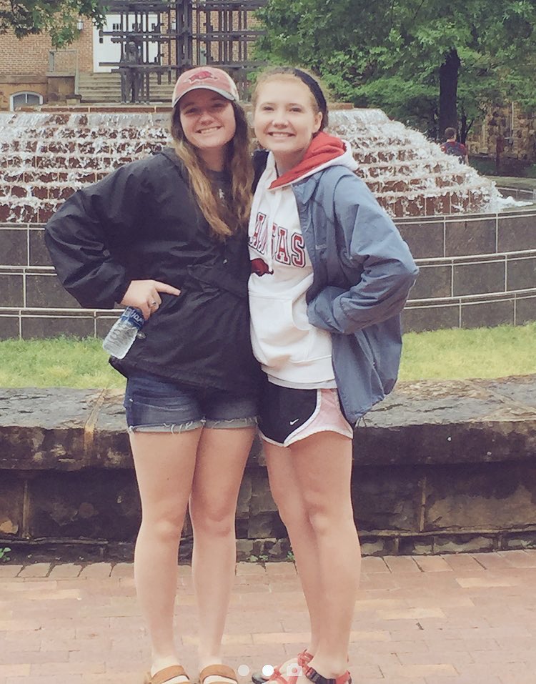 lexi_baranski22's tweet photo. HAPPY BIRTHDAY!! 
i miss you and wish you could have been home today! i hope you have a great day cause you deserve it, i guess😂i love you❤️ https://t.co/8bfzyyx62s