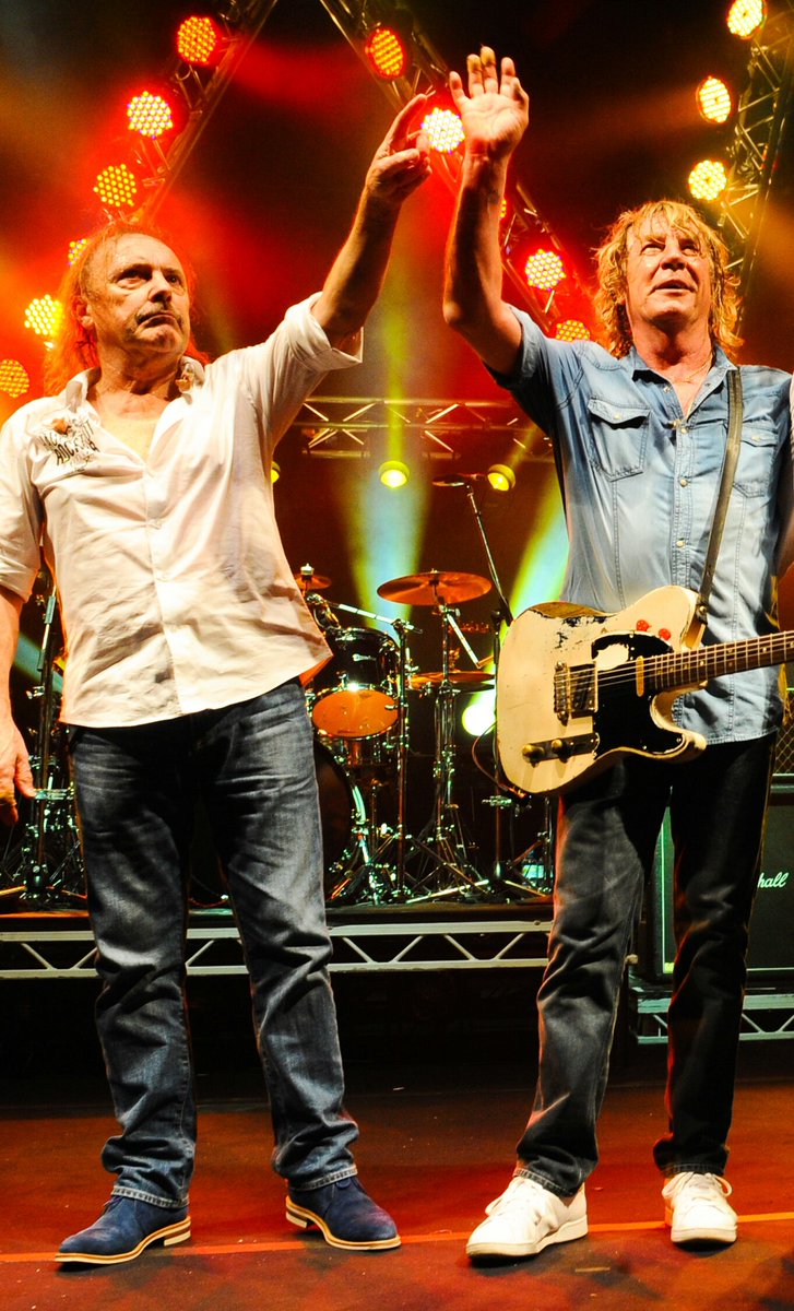 JohnCoghlansQuo's tweet image. Farewell Rick... thanks for all the music, memories and friendship. JC x

m.facebook.com/JohnCoghlanOff…