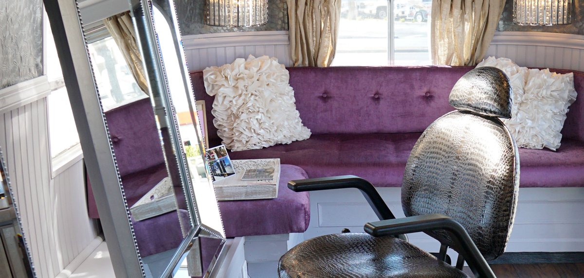 iBarExpress's tweet image. #UpperLipThreading is $10 @ #iBarExpress✨ 
Come see us | 2215 El Camino Real, #RedwoodCity from 1 to 6 PM!