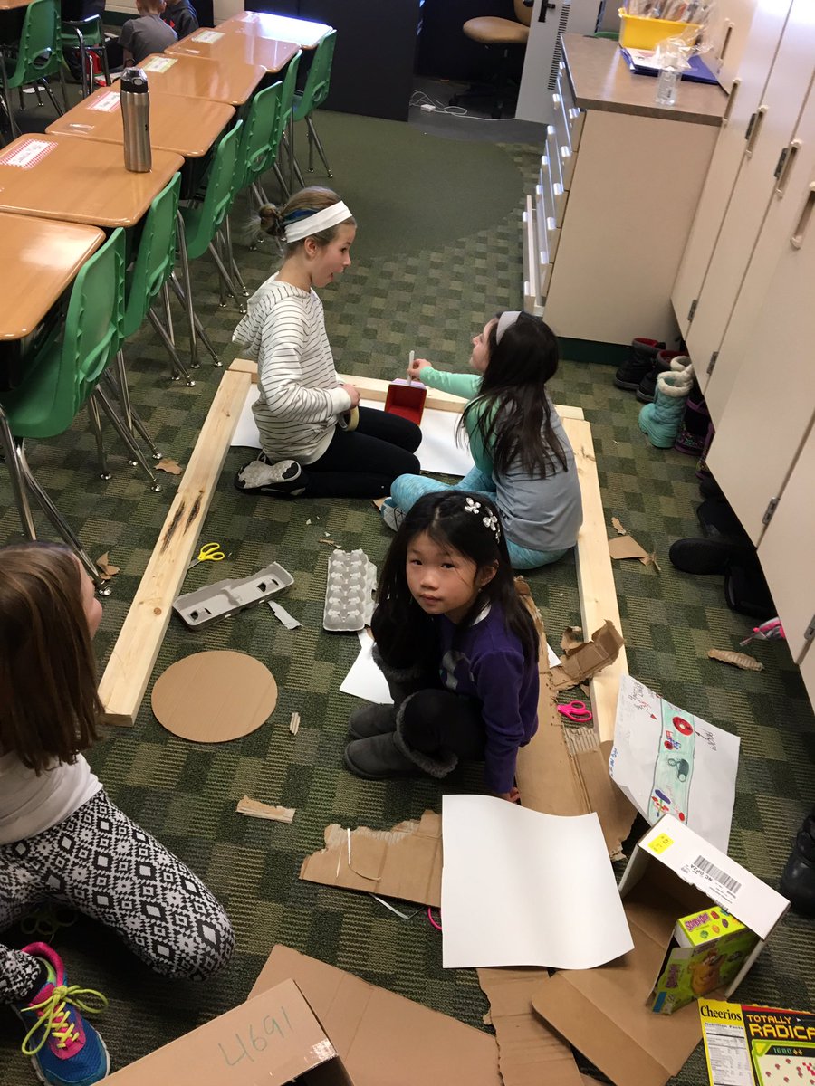 MsWoldsClass's tweet image. Designing our 3rd grade mini golf course! #SLPPantherProud