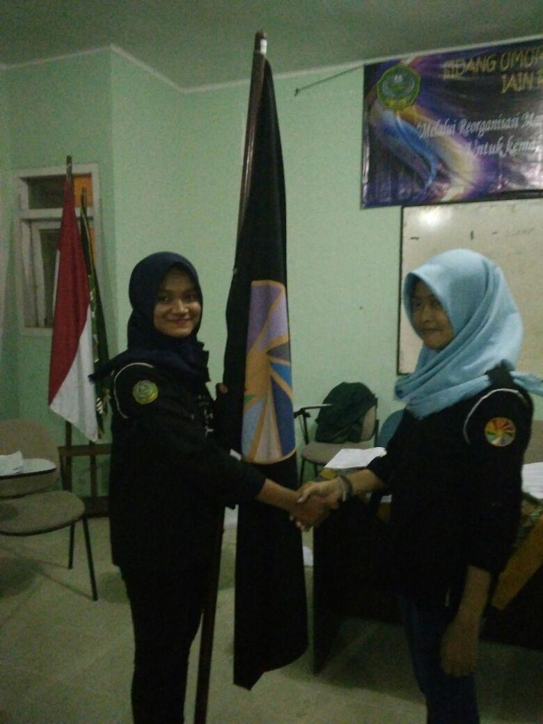 Selamat atas terpilihnya saudari noise (Leni Artiani) sebagai ketua umum UKM Photography BLITZ UIN RIL periode 2017😊