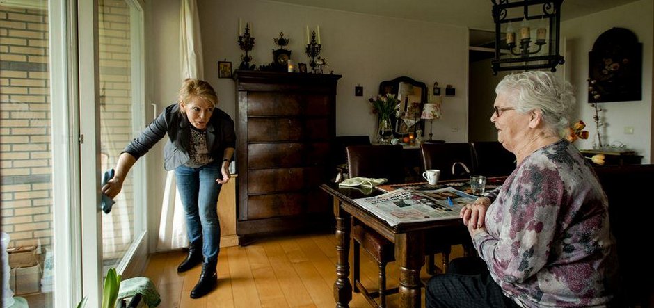 Tegen welke drempels lopen ouderen aan die afhankelijk zijn van mantelzorg en thuiszorg? Deel jouw ervaring met ons: demonitor.ncrv.nl/debat-oud-in-e…