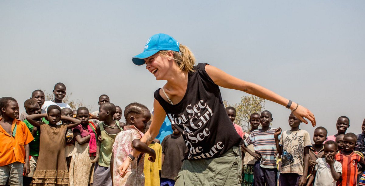 GirlUp's tweet image. .@Caradelevingne shares how her trip meeting refugees in Uganda changed her life: buff.ly/2jDr1uD @marieclaire #WithRefugees