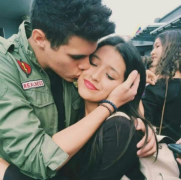 velezfernet's tweet photo. algún día 💞 https://t.co/x8fRfG81W9