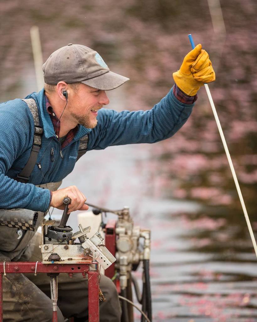 🚜 Dedication 🚜 Smiles on Farm-Founder Jared during harvest is definitely a measure of success. Dedicating time to s…
