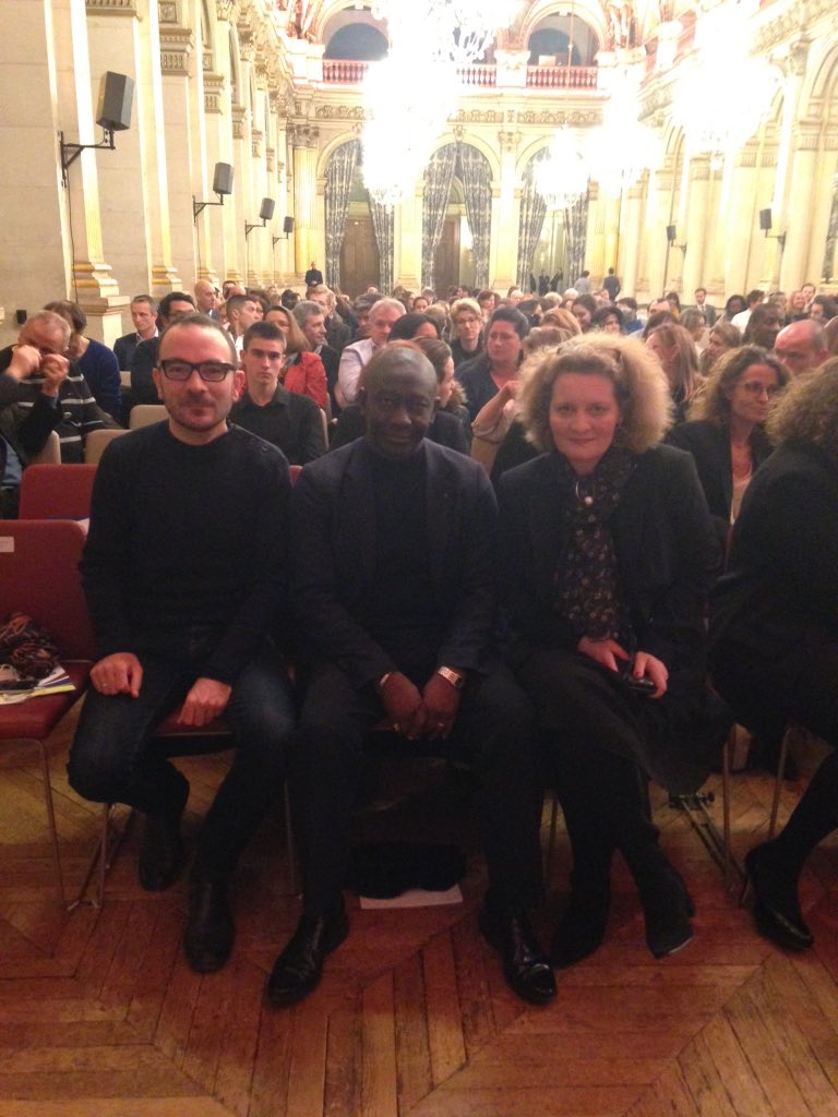 Epara_Epara's tweet photo. Restitution des JO de Rio 2016 avec le collège Besson en présence de Anne Hidalgo à L'HDV.@Anne_Hidalgo @f_calandra @jfmartins https://t.co/tcKZZ5ZRqA