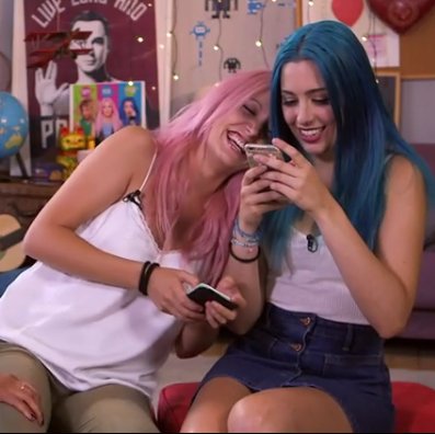 elenareig's tweet photo. #JuntosSomosFuertes @AlbaSweetC @SoniaSweetC Gracias por salvar tantos días malos con estas sonrisas https://t.co/8dpOCVYStq