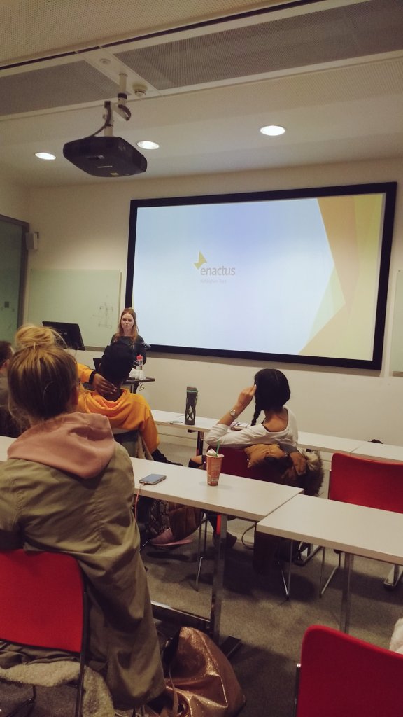 EnactusCORE's tweet photo. Talking Enactus and eating pizza.. what more could you want @EnactusNTU @EnactusUK https://t.co/8T5acum8M1