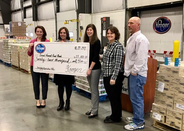 SecondHarvestET's tweet photo. Thanks to @kroger, SH now has $23,589 of pears, peanut butter & tuna + received a $22K check thanks to #BringingHopetotheTable! https://t.co/g2MkVuN1y8