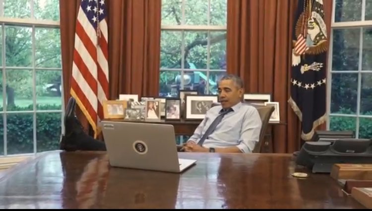 PSimey's tweet photo. #LastChanceObama - the #CouchCommander
Brilliant🎥 - love the birth certificate scene (humour in your adversity)!
🎥 https://t.co/lwPjjJZlvK https://t.co/cfYgSies53