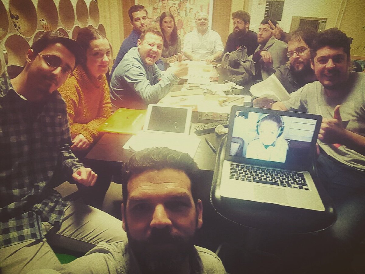 NikoVerona's tweet photo. Siguiente proyecto de @fandafilms
en marcha: 'Happy ending' 💏🍹🎬🎥
#notodofilmfest #rodaje #corto #shooting #actor #fandafilms https://t.co/yB4HHemrv1