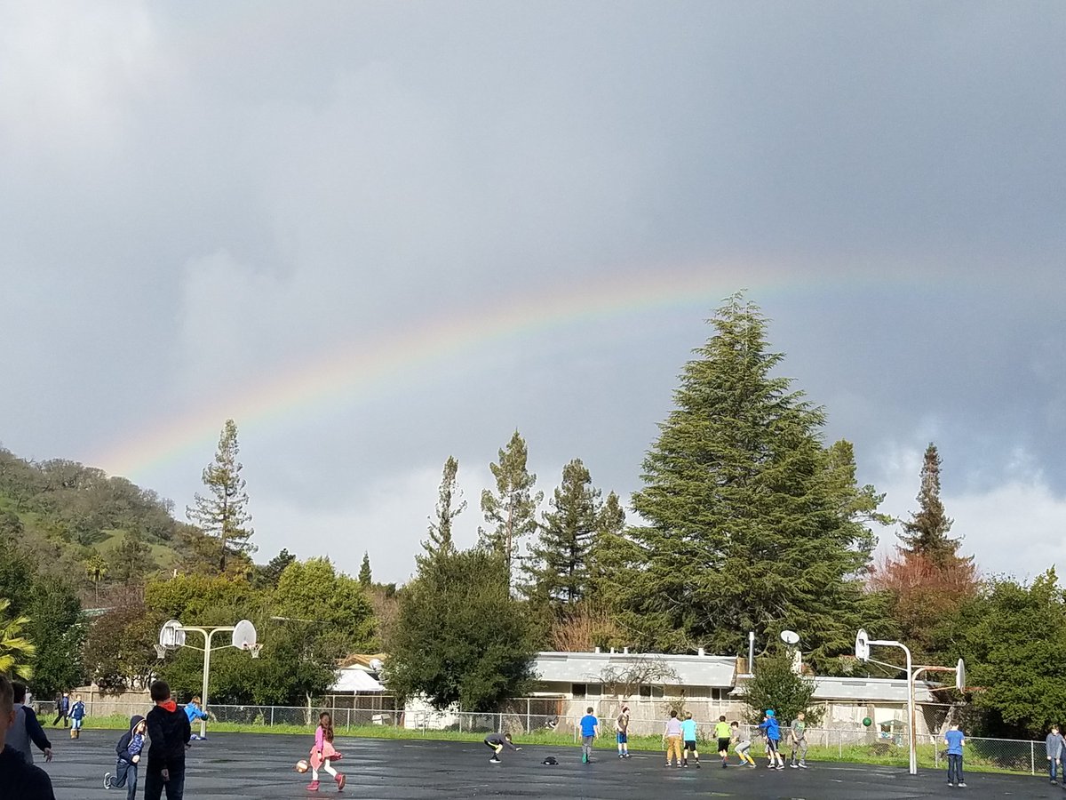 Wow, ❤ our campus. Have a beautiful day everyone! <a href="/jseroadrunners/">John Swett Elementary</a>