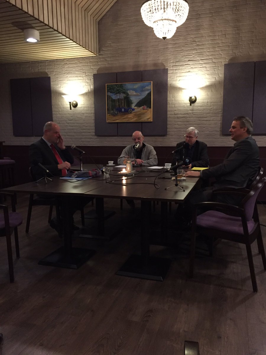wilmaruiter's tweet photo. Gedeputeerde Jan Jacob van Dijk aanwezig bij "de stem van Putten" van Veluwe FM https://t.co/V9jRrlFXHu