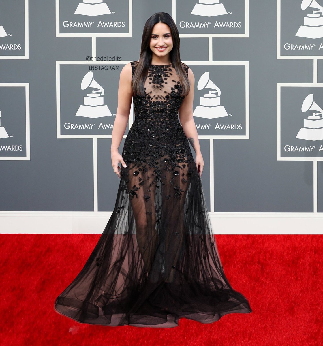 TrueDDLovatoFan's tweet photo. Demi would honestly look amazing in an outfit like this!!! @ddlovato https://t.co/EKZo2Wl7Ty