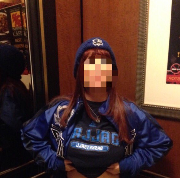 tart409's tweet photo. #elevatortits #elevatorboobs #tits #boobs #publicflashing #flashing #naturaltits #naturalboobs #36DDD #sexywife #sexy #elevatorflashing #tit https://t.co/FTQM884MO9