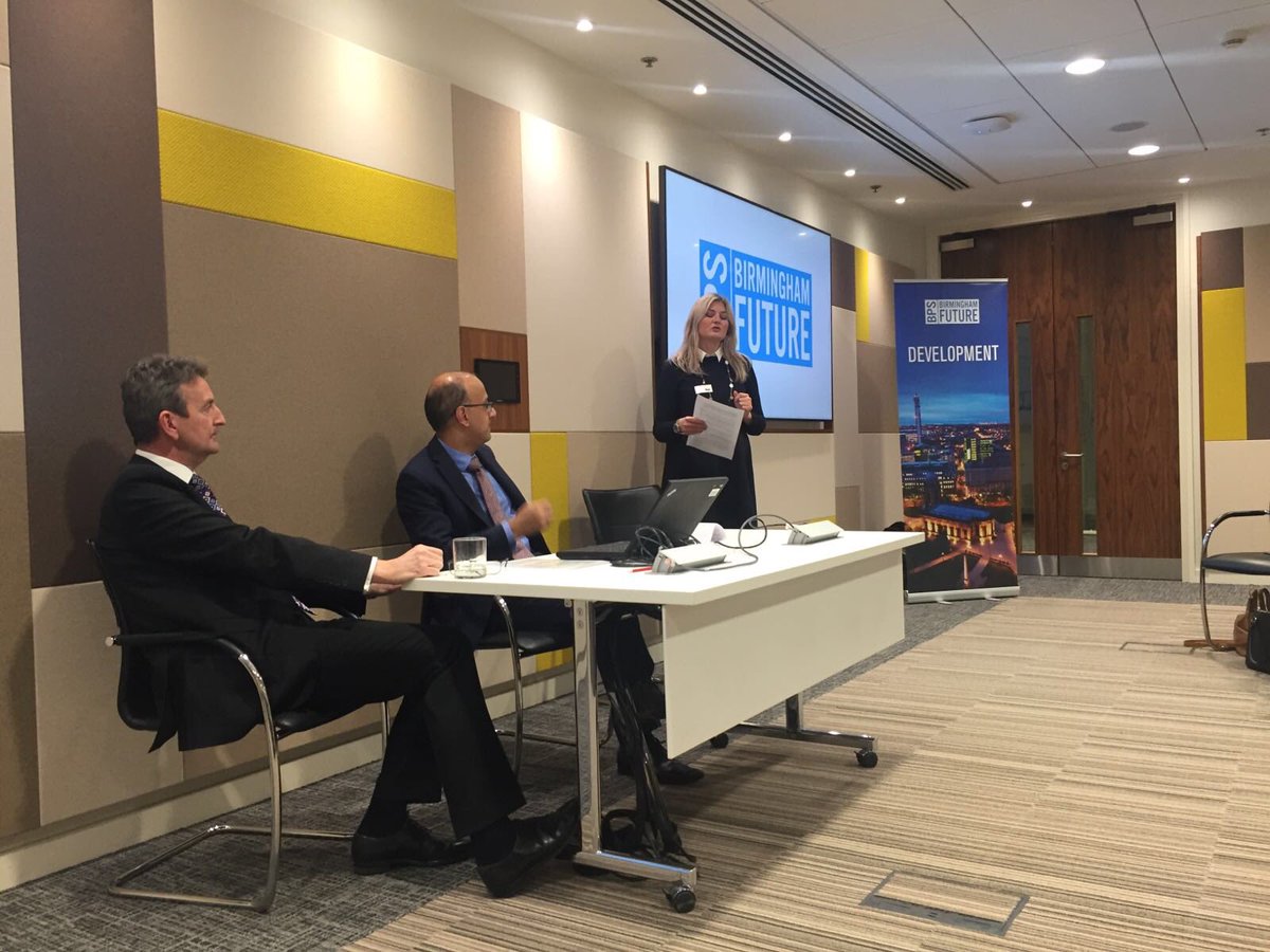 ffchamber's tweet photo. "Use your skill set to do something good" @LoveBrumUK on volunteering #futureengage #futuredev https://t.co/gMSnf48Y0Y