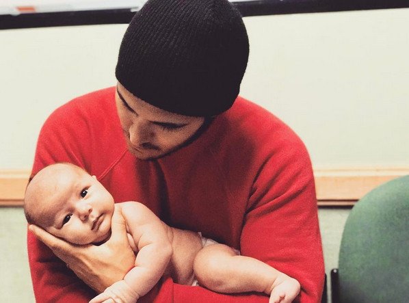 Celebrity Family Photo Roundup! – Holly Madison, Mariah Carey, ift.tt/2iGnNHl