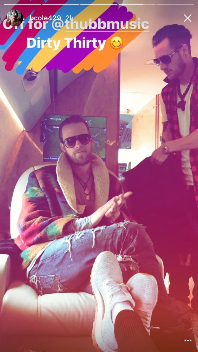 FlaGaLineNET's tweet photo. Looks like #TeamFGL is off to celebrate @THubbmusic's 30th birthday a little early! Have fun guys! @FLAGALine @PlayBkPlay #thubbthirty https://t.co/FCWY6kYD97